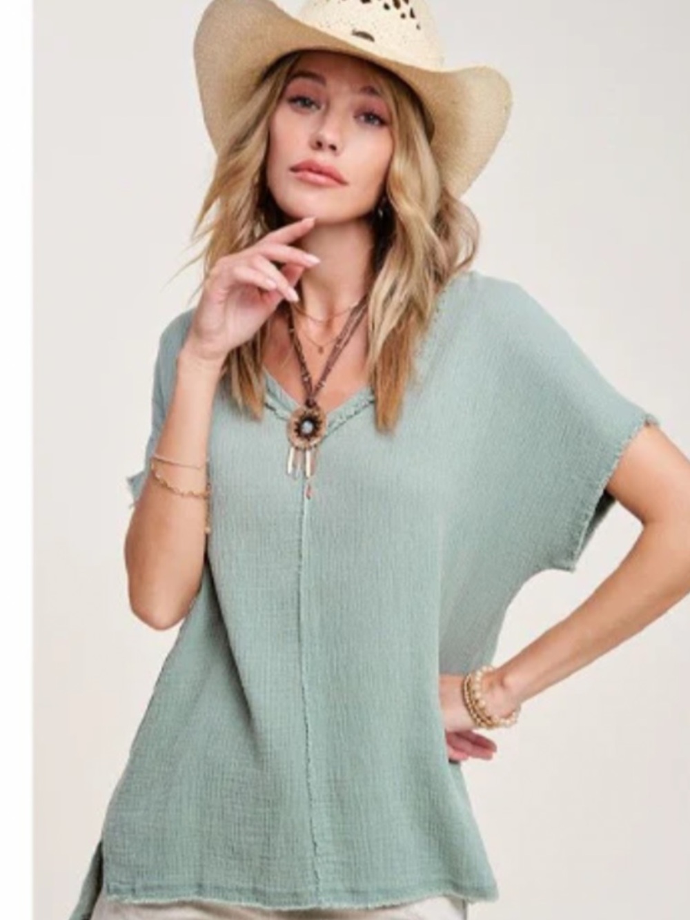 LA MIEL Light Sage Textured V-Neck Gauze Tunic